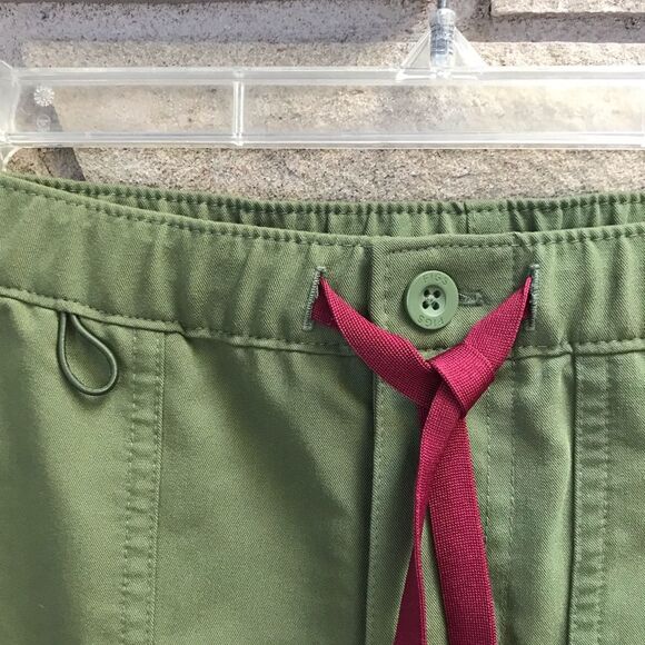 FIGS LIMITED EDITION Cairo Cargo Scrub Pant-DARK OLIVE Small - Picture 5 of 11